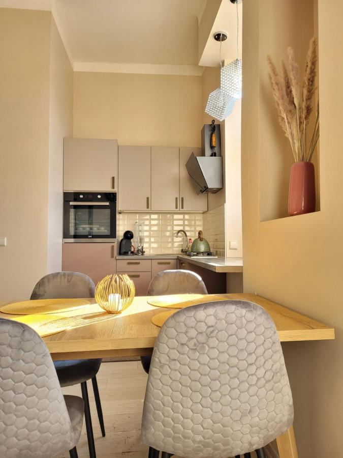 Cozy 2 Room Apartment In The Oldtown Of Klaipėda Dış mekan fotoğraf